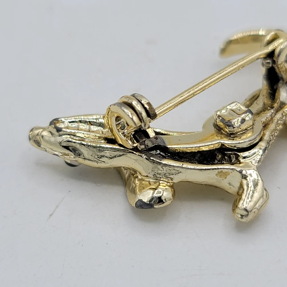Gerry’s Gold Tone Dachshund Brooch Vintage Dog Pin Basset Hound Style - Picture 7 of 13